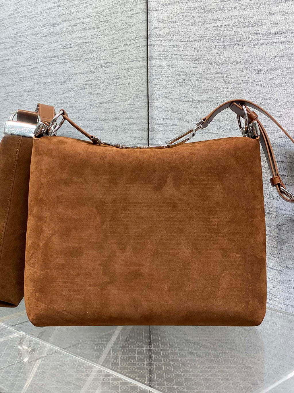DIOR 26S MEDIUM BAG 31 IN LIGHT BROWN SUEDE