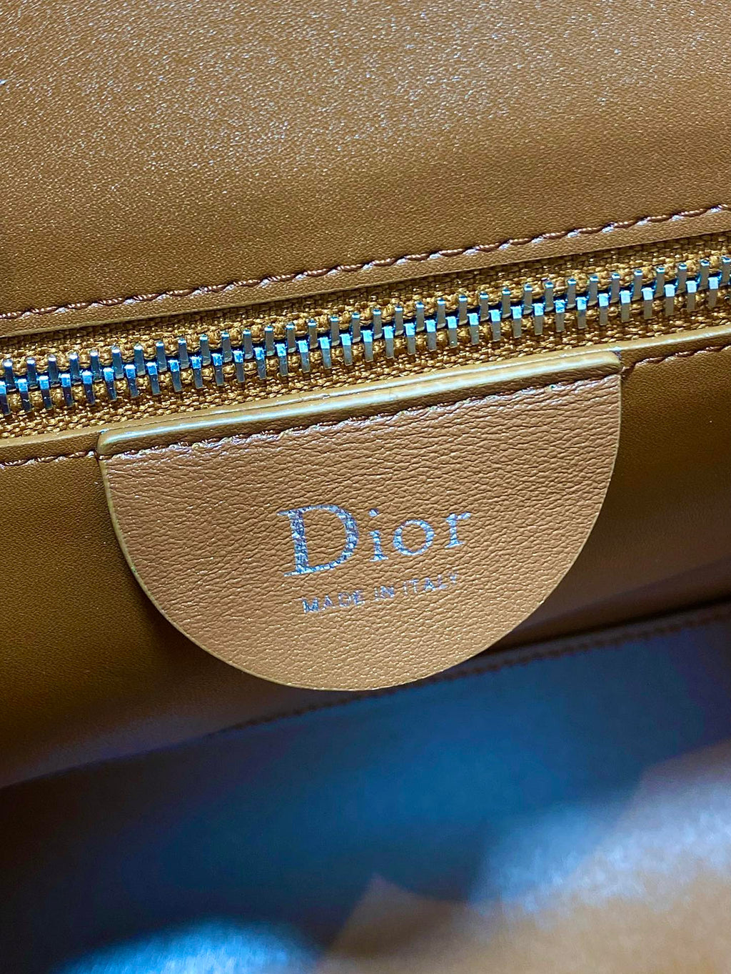 DIOR 26S MEDIUM BAG 31 IN LIGHT BROWN SUEDE