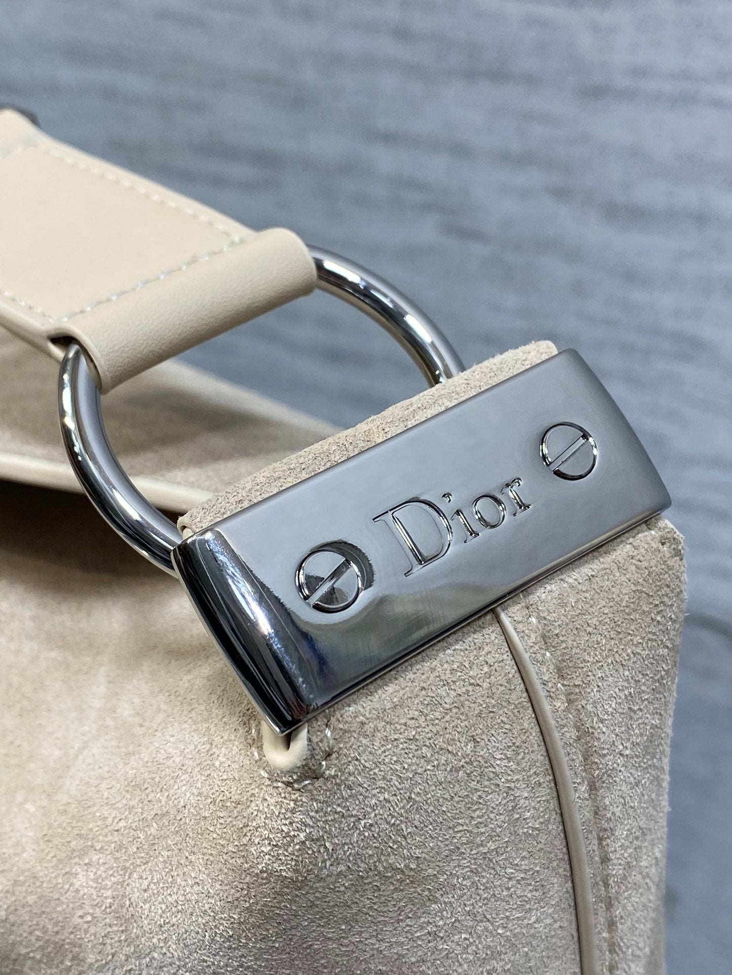 DIOR 26S MEDIUM BAG 31 IN BEIGE SUEDE