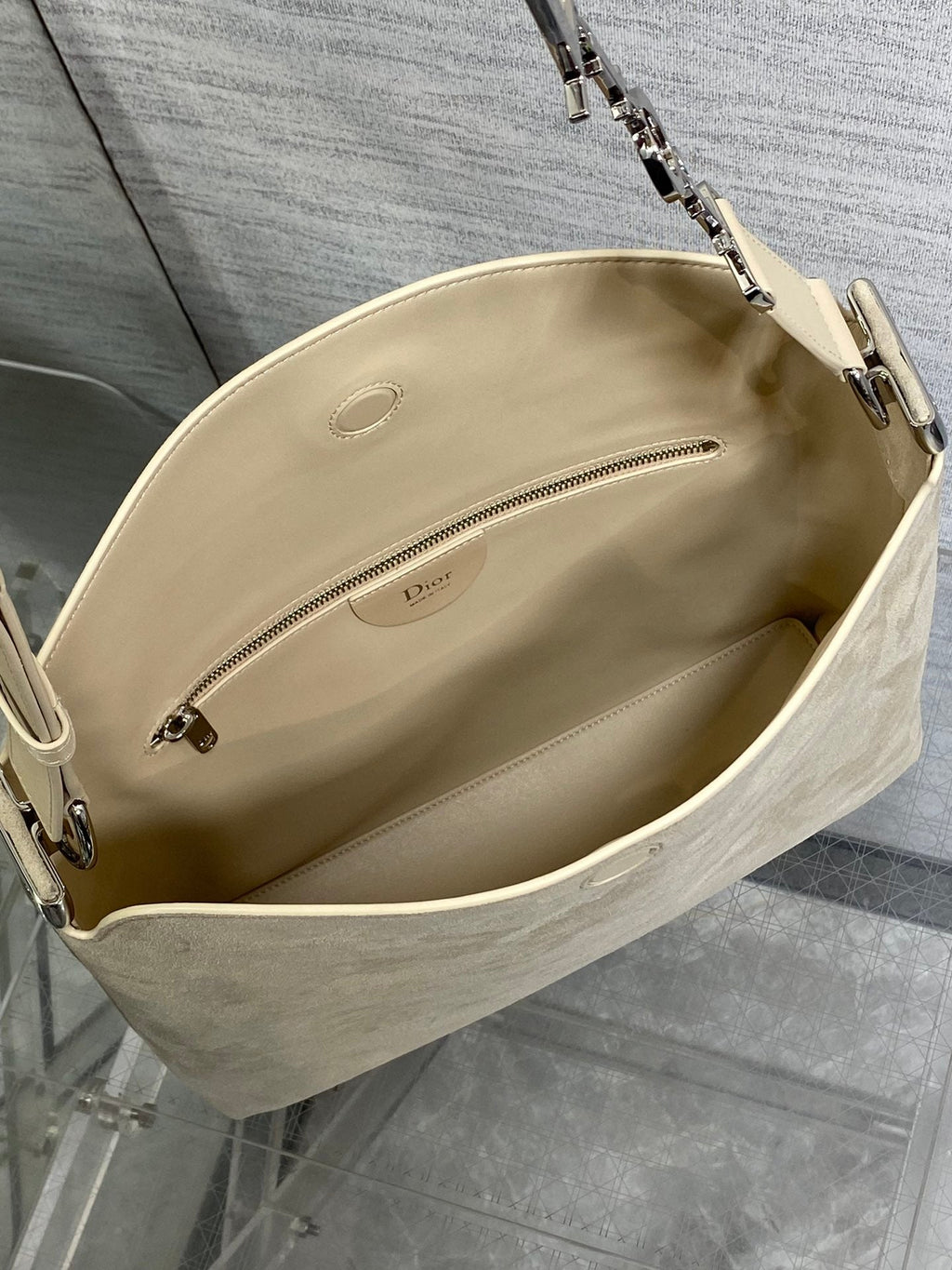 DIOR 26S MEDIUM BAG 31 IN BEIGE SUEDE