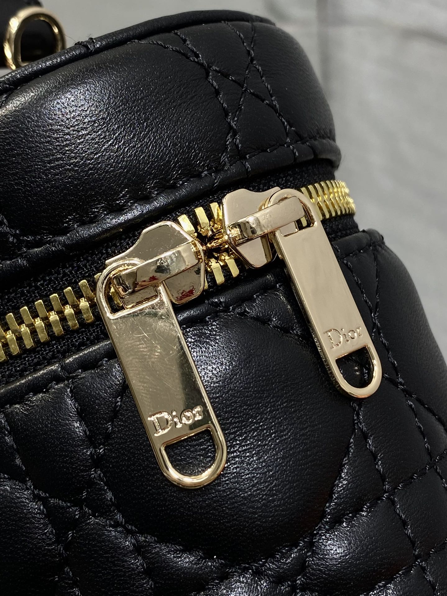 DIOR 26S MINI VANITY 17 IN BLACK LAMBSKIN