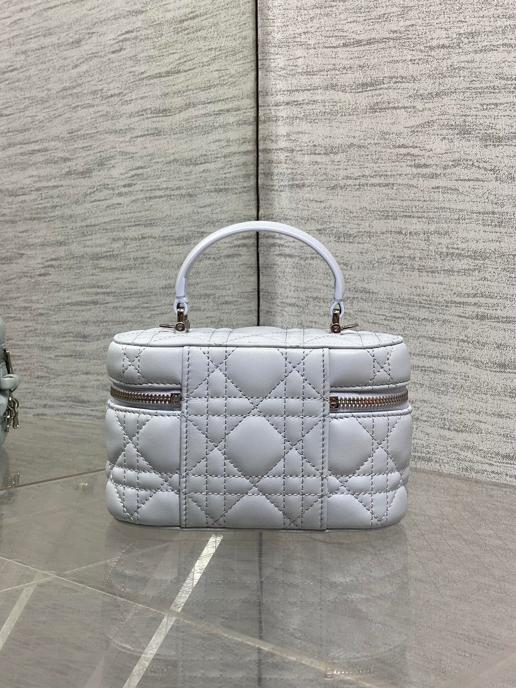 DIOR 26S MINI VANITY 17 IN LIGHT GREY LAMBSKIN