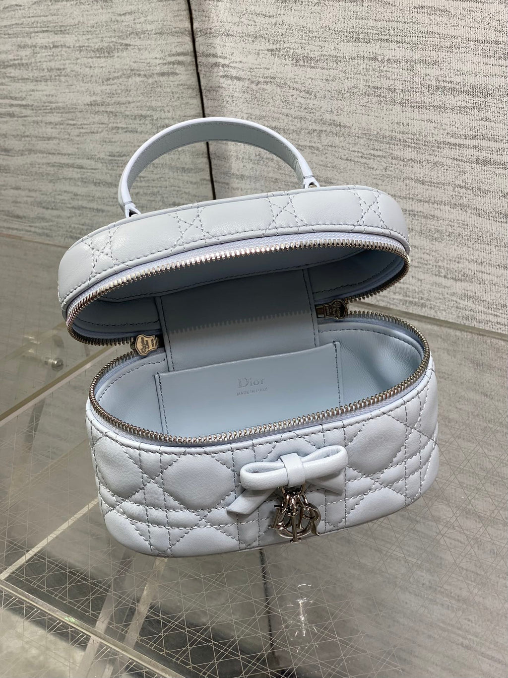 DIOR 26S MINI VANITY 17 IN LIGHT GREY LAMBSKIN