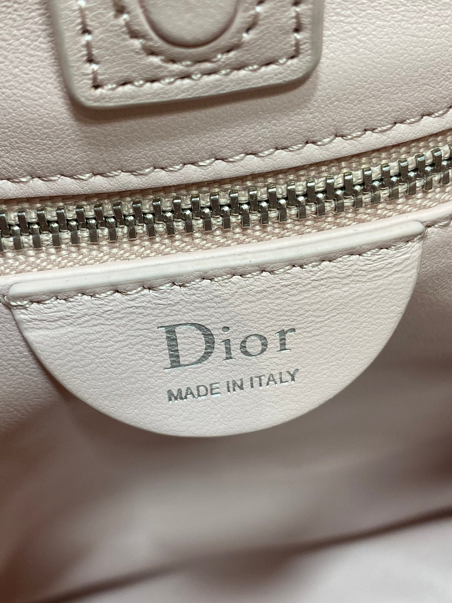 DIOR 26S TRIANON BAG 20 IN LIGHT PINK LAMBSKIN