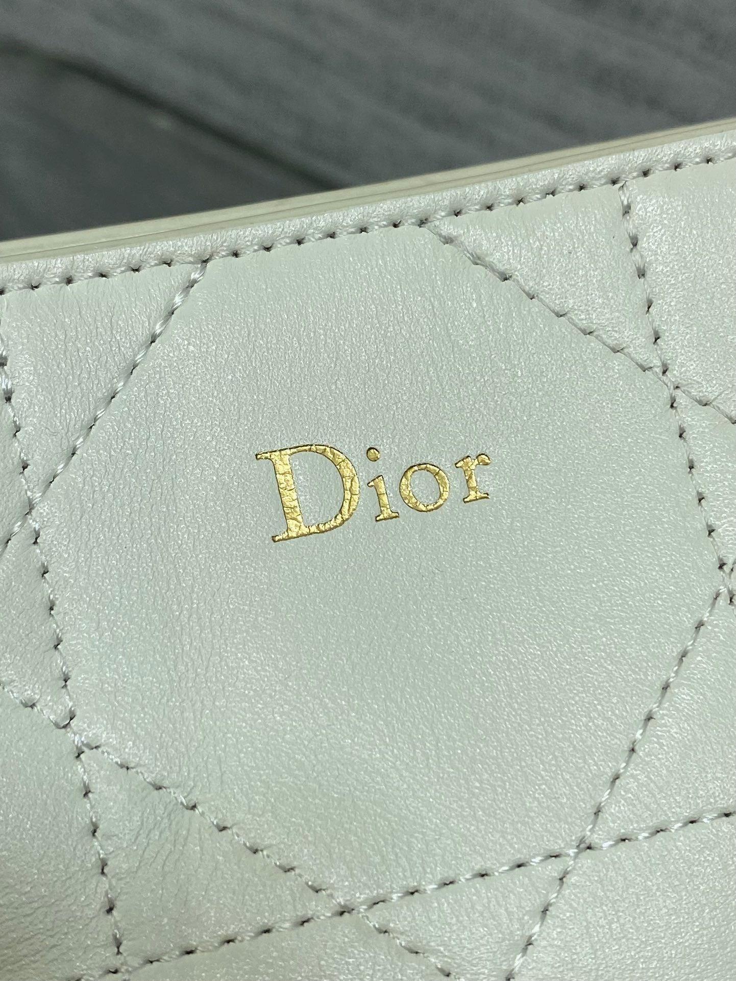 DIOR 26S TRIANON BAG 18 IN WHITE LAMBSKIN
