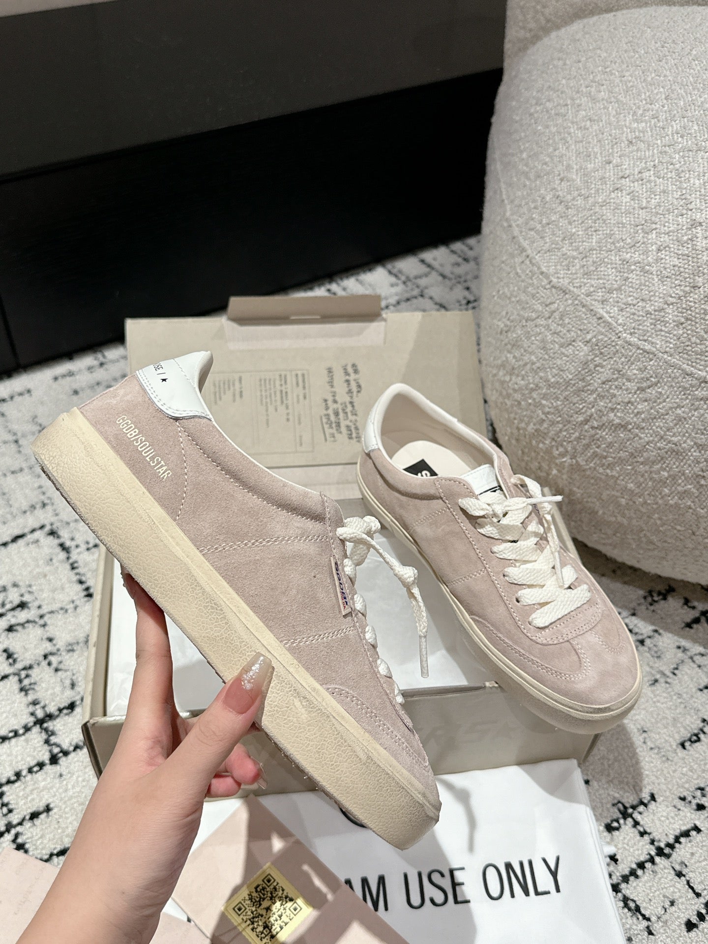 SOUL STAR SNEAKERS IN PINK SUEDE WHITE HEEL TAB