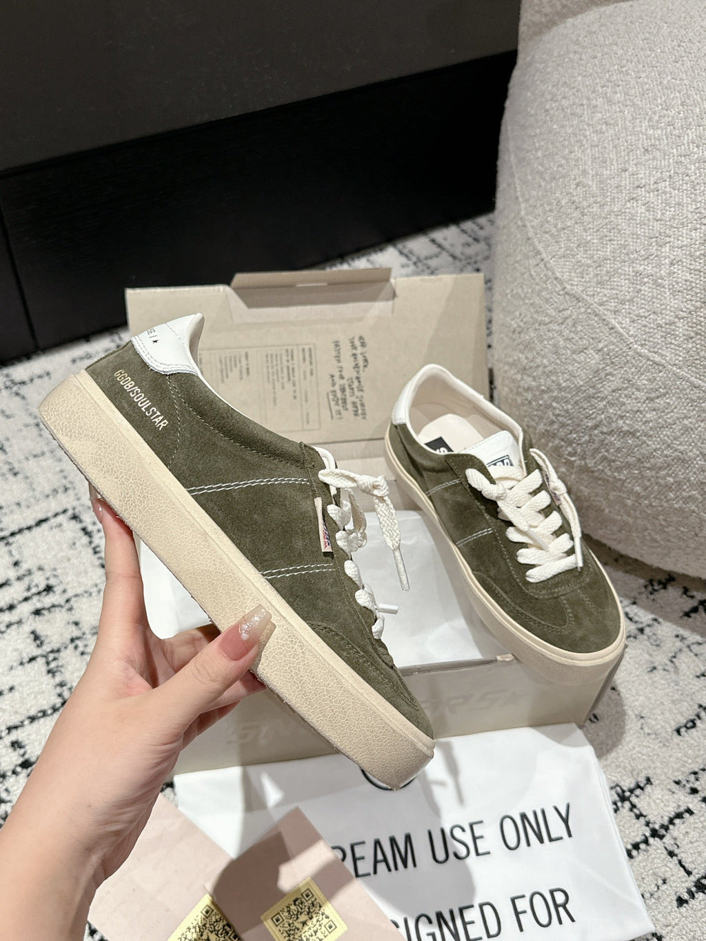 SOUL STAR SNEAKERS IN KELP GREEN SUEDE WHITE HEEL TAB