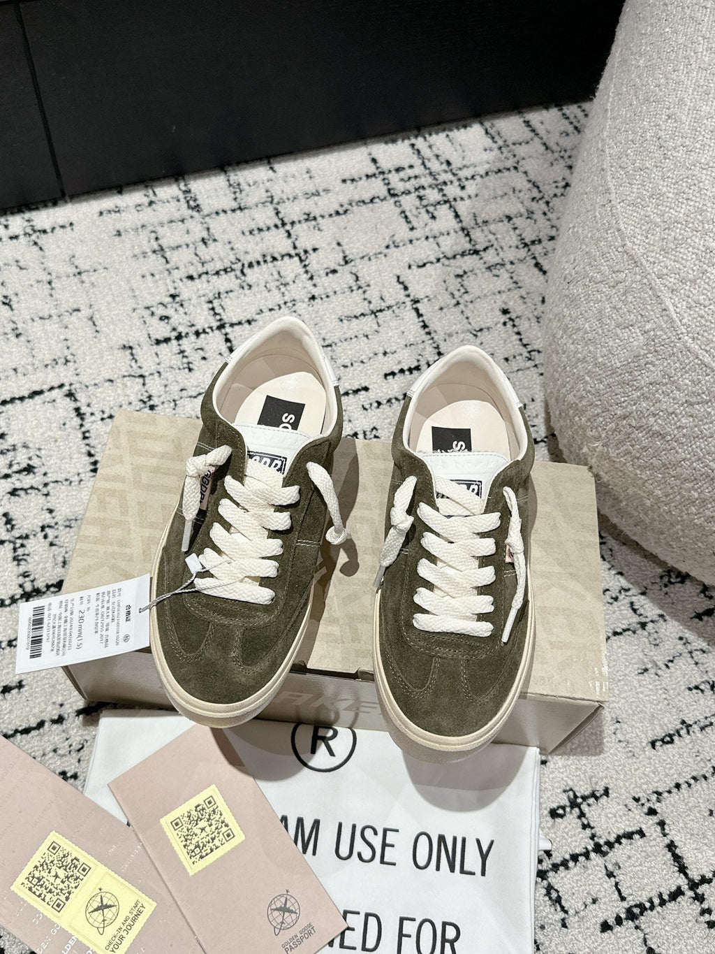 SOUL STAR SNEAKERS IN KELP GREEN SUEDE WHITE HEEL TAB