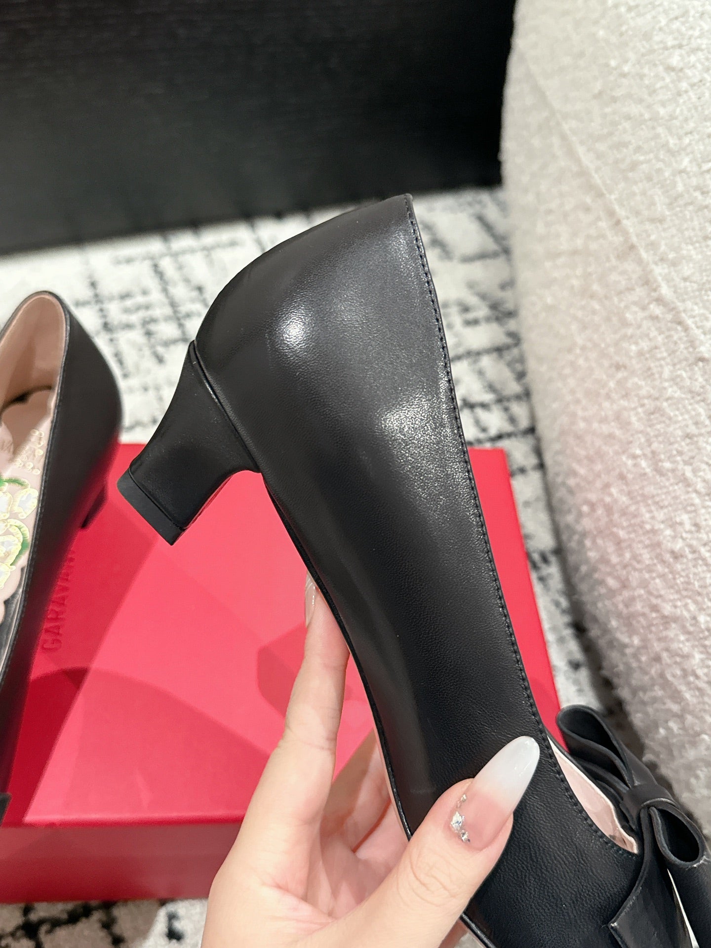 VLTN HIGH HEEL 25S 40 MM IN BLACK CALFSKIN WITH BOW