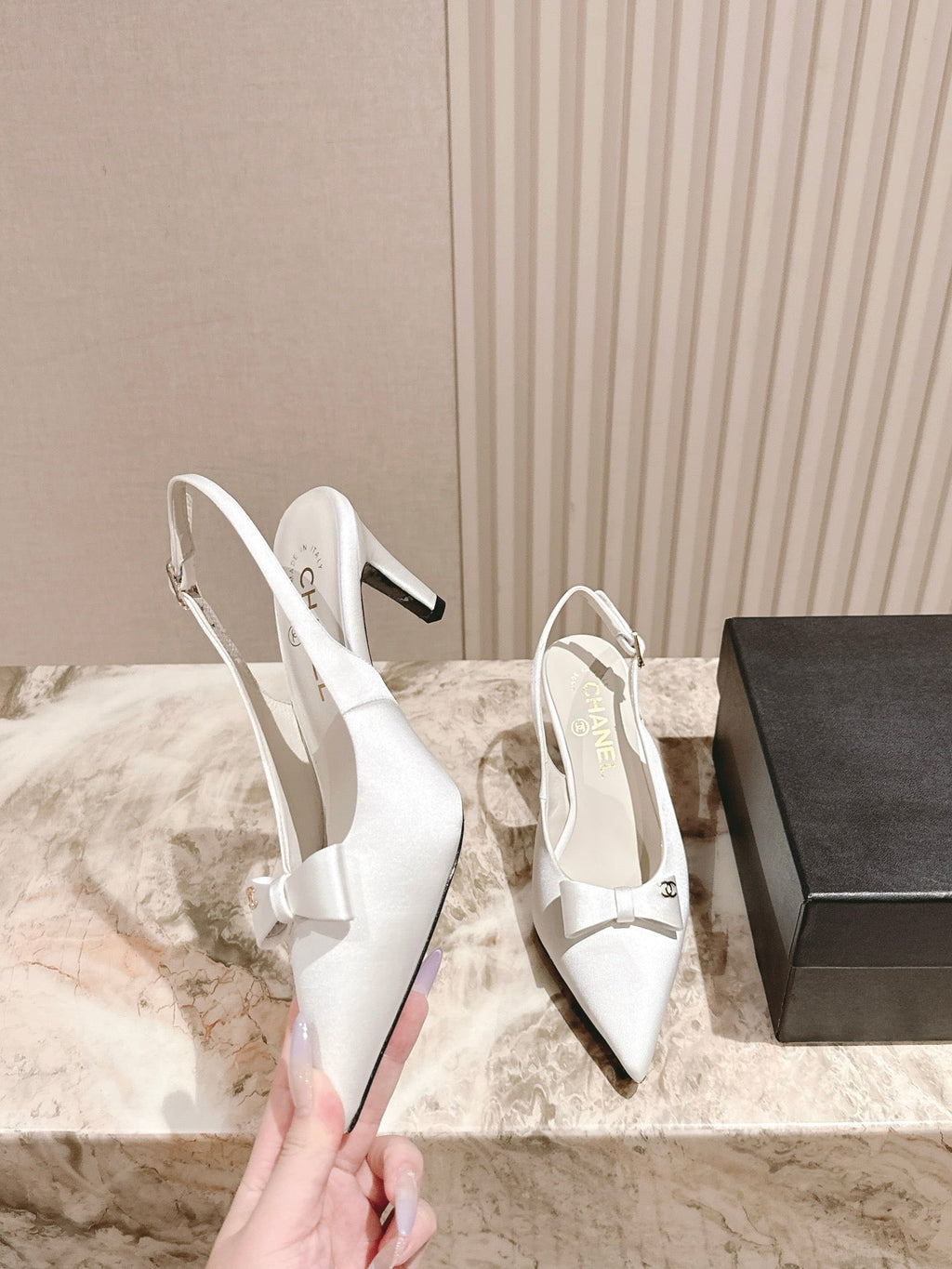 CC HIGH SLINGBACK IN WHITE SATIN WITH BOW ATTACHED