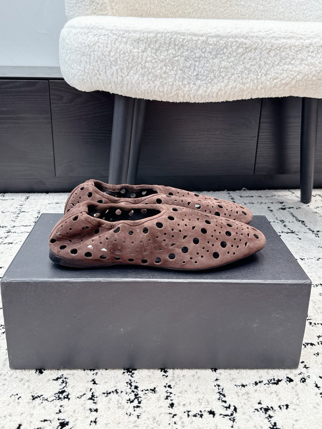 ALAIA 26S FLAT SLIP-ONS IN DARK BROWN SUEDE WITH OPENWORK PATTERN