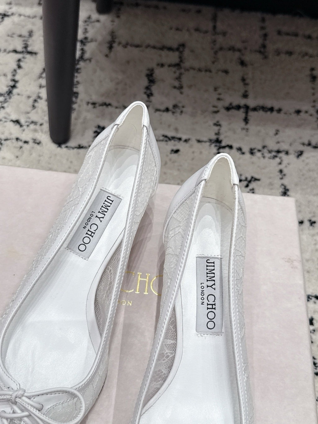 JIMMY CHOO 26S LACE-UP HIGH HEELS 45 MM IN WHITE LACE FABRIC
