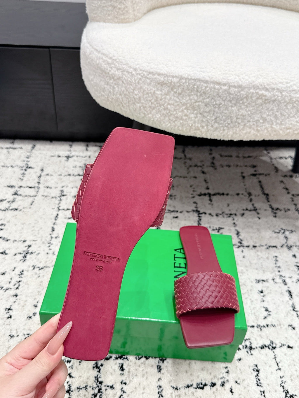 BOTTEGA VENETA 26S SQUARE-TOE WOVEN-STRAP SANDALS IN RED LAMBSKIN