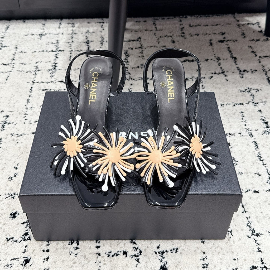 CHANEL 26S SLINGBACK SANDALS 75 MM IN BLACK PATENT CALFSKIN