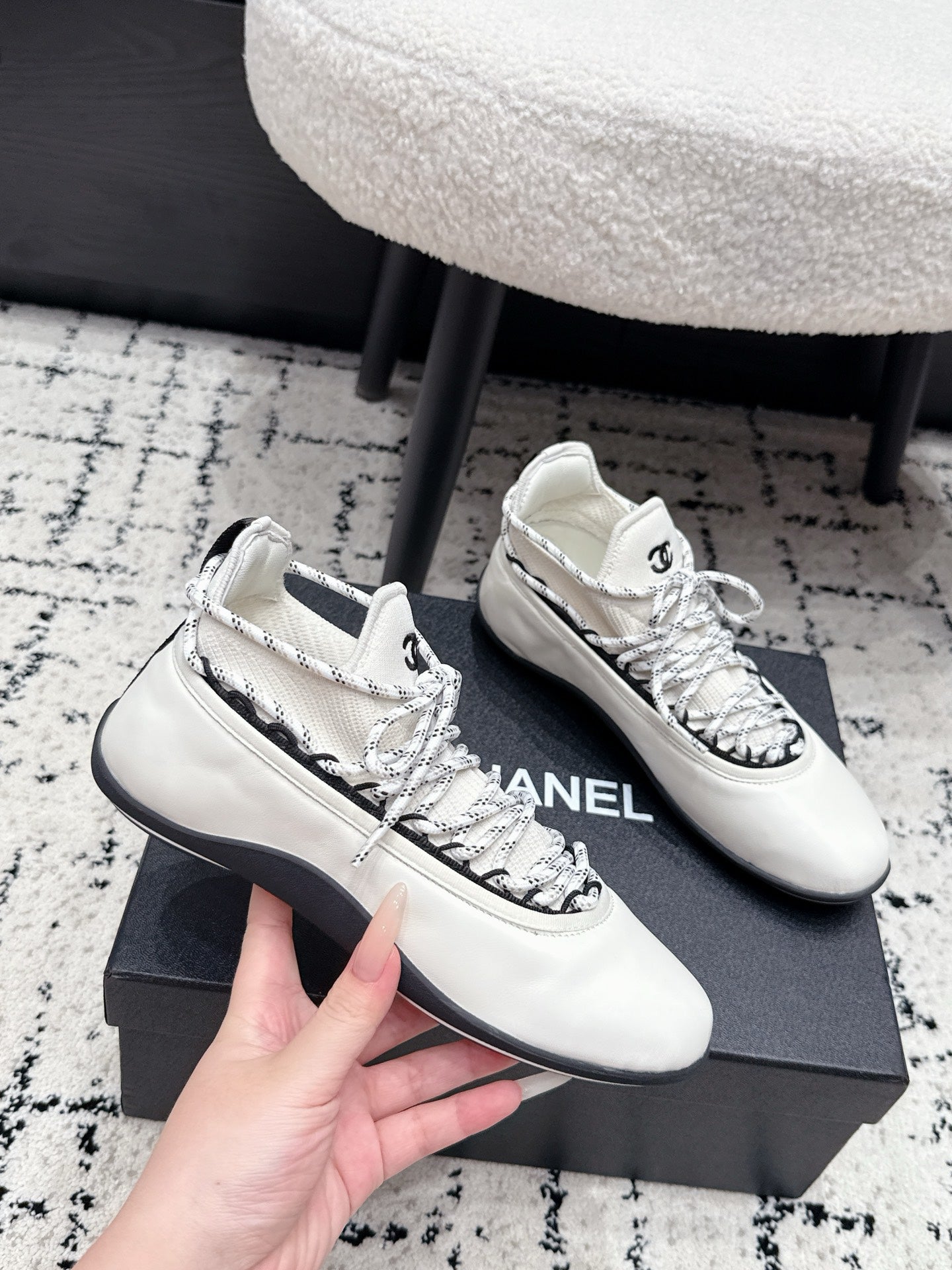 CHANEL 26S LACE-UP SNEAKERS IN WHITE FABRIC AND LAMBSKIN