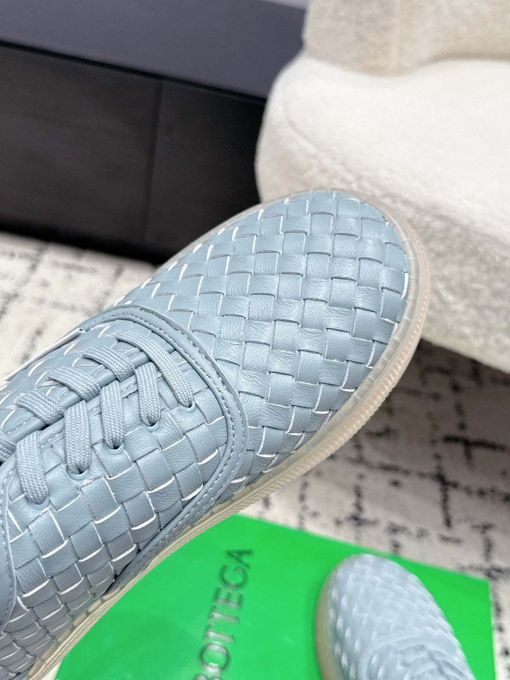 BOTTEGA VENETA 26S SNEAKERS IN LIGHT BLUE GREY WOVEN LAMBSKIN
