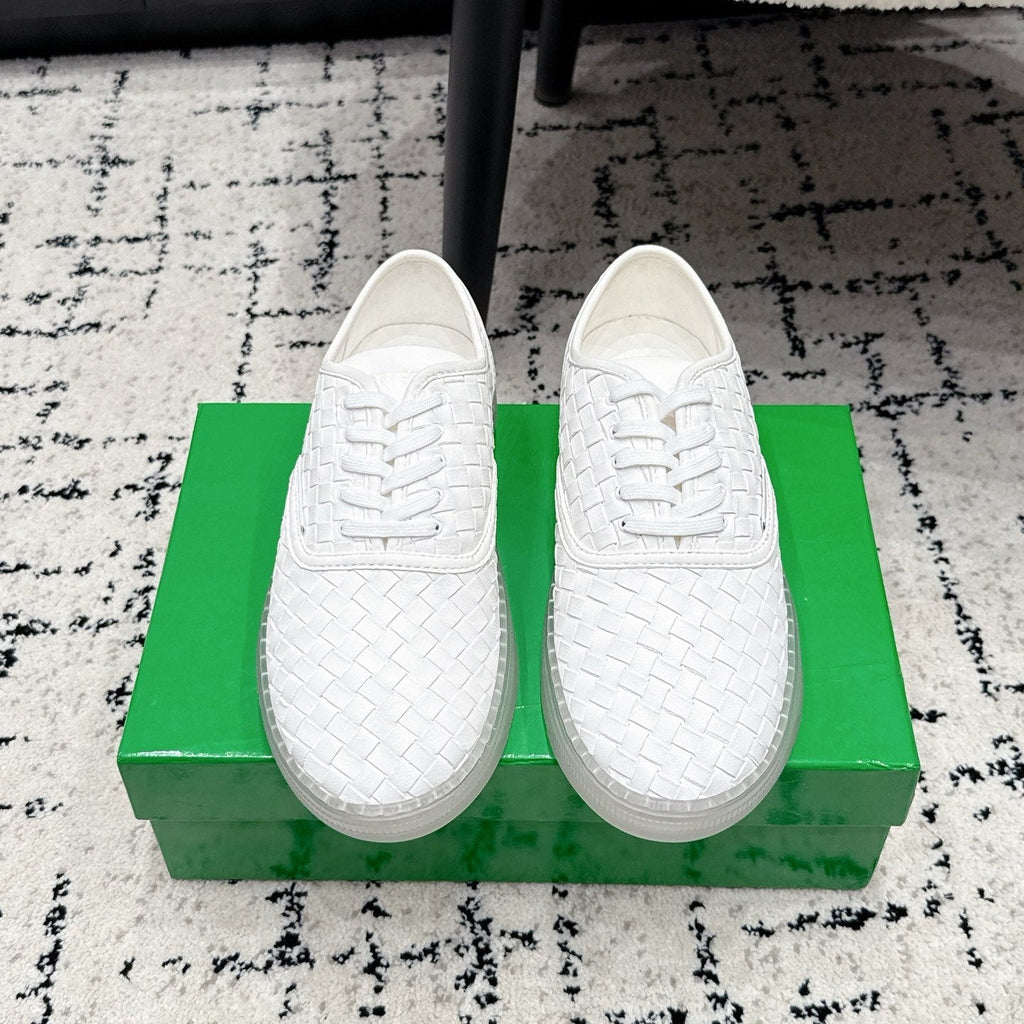 BOTTEGA VENETA 26S SNEAKERS IN WHITE WOVEN LAMBSKIN