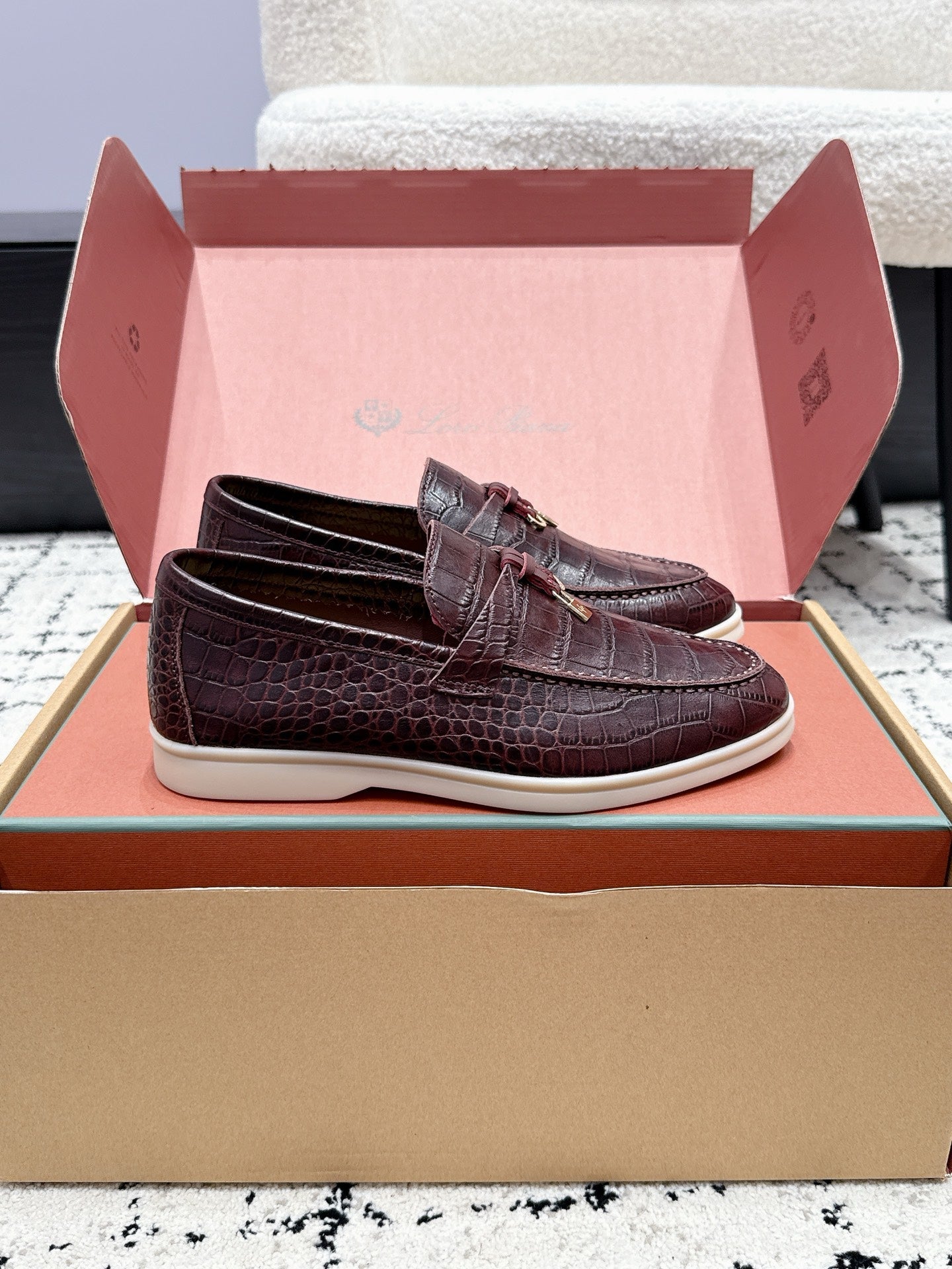 LP 26S SUMMER CHARMS WALK LOAFER IN DARK BROWN CROCODILE CALFSKIN GOLD HARDWARE