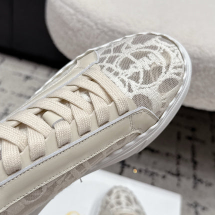 CHLOE 26S SNEAKERS IN CREAM WHITE LACE AND CALFSKIN