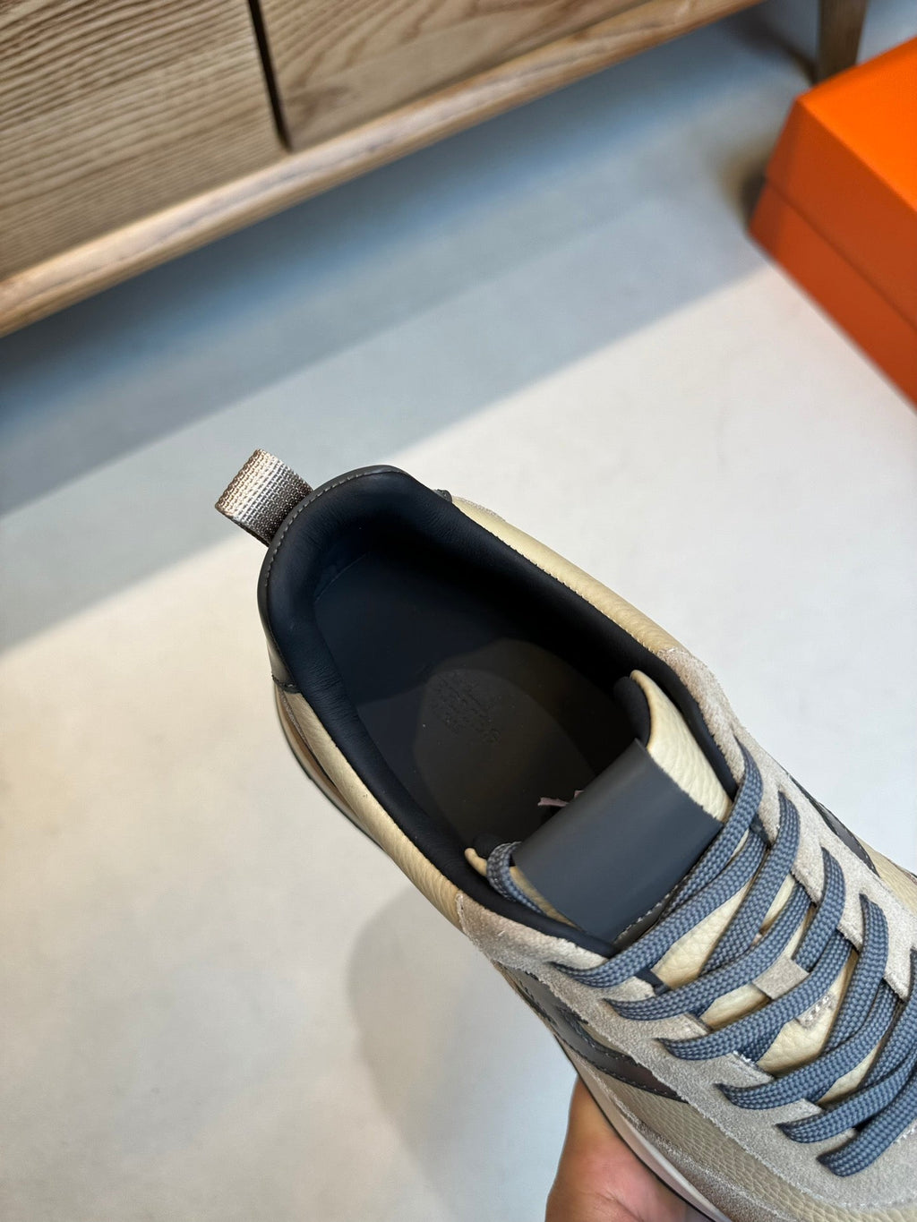 HM INTERACTIVE LACE-UP SNEAKER BEIGE CALFSKIN