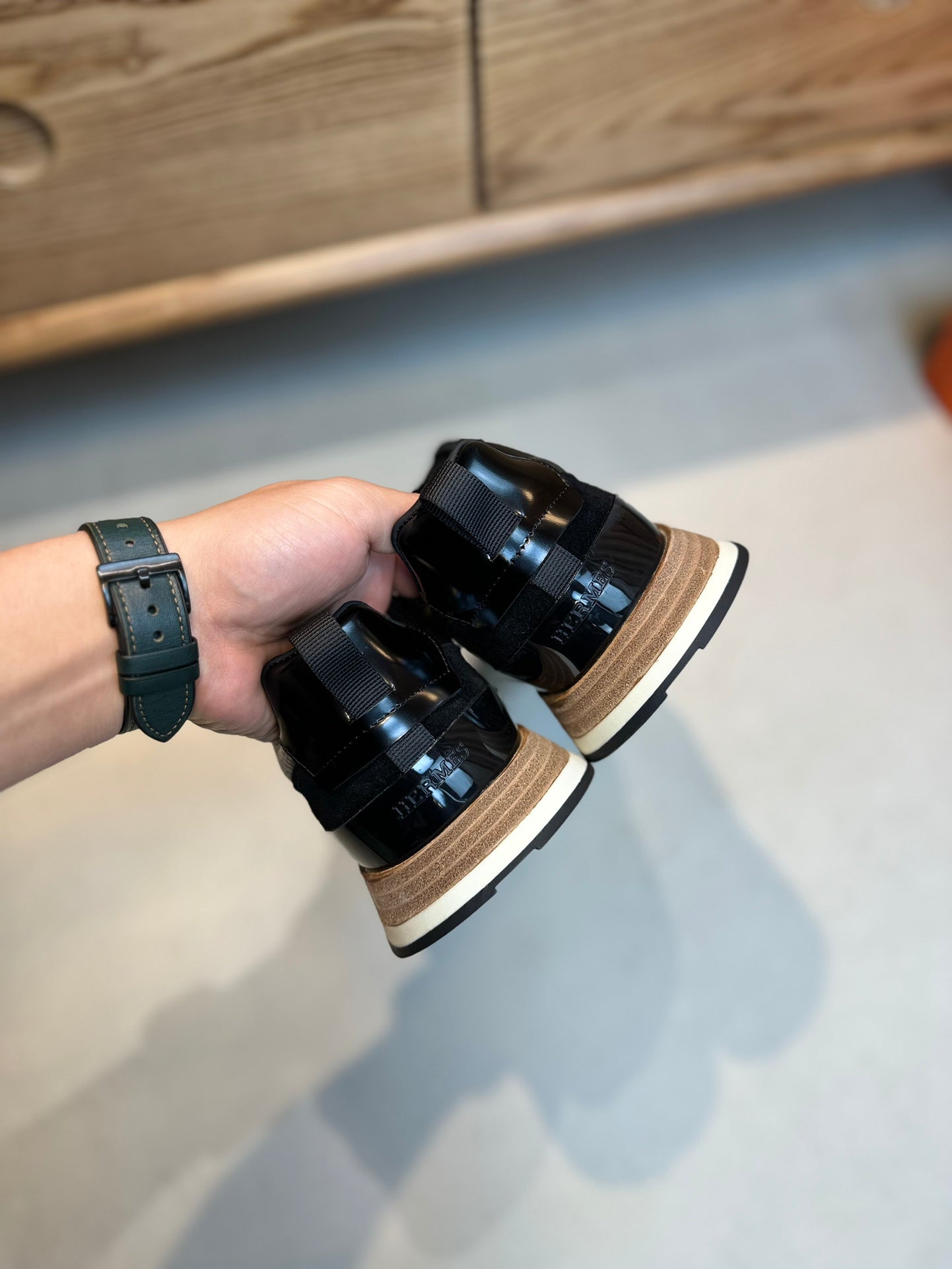 HM INTERACTIVE LACE-UP SNEAKER BLACK CALFSKIN