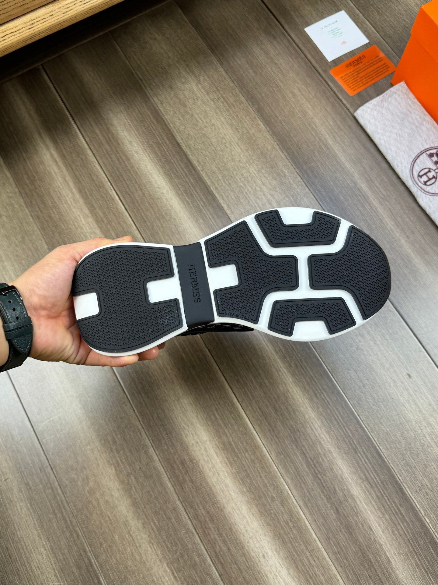 HM PRINTED SNEAKER NAVY TOTEM FABRIC