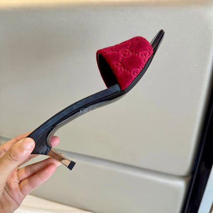 GUCCI 26S SLIDE SANDALS 55 MM IN DARK RED VELVET