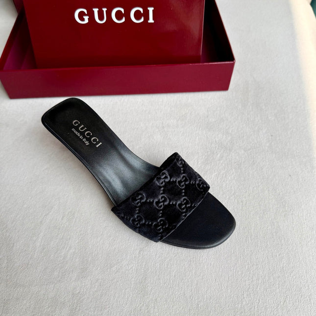GUCCI 26S SLIDE SANDALS 55 MM IN BLACK VELVET