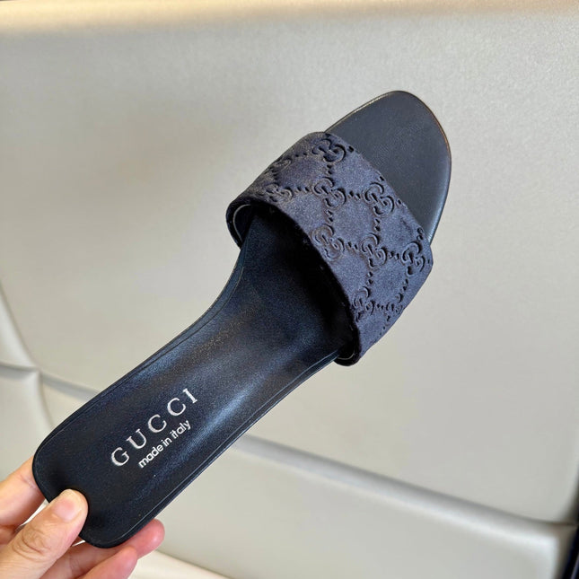 GUCCI 26S SLIDE SANDALS 55 MM IN BLACK VELVET