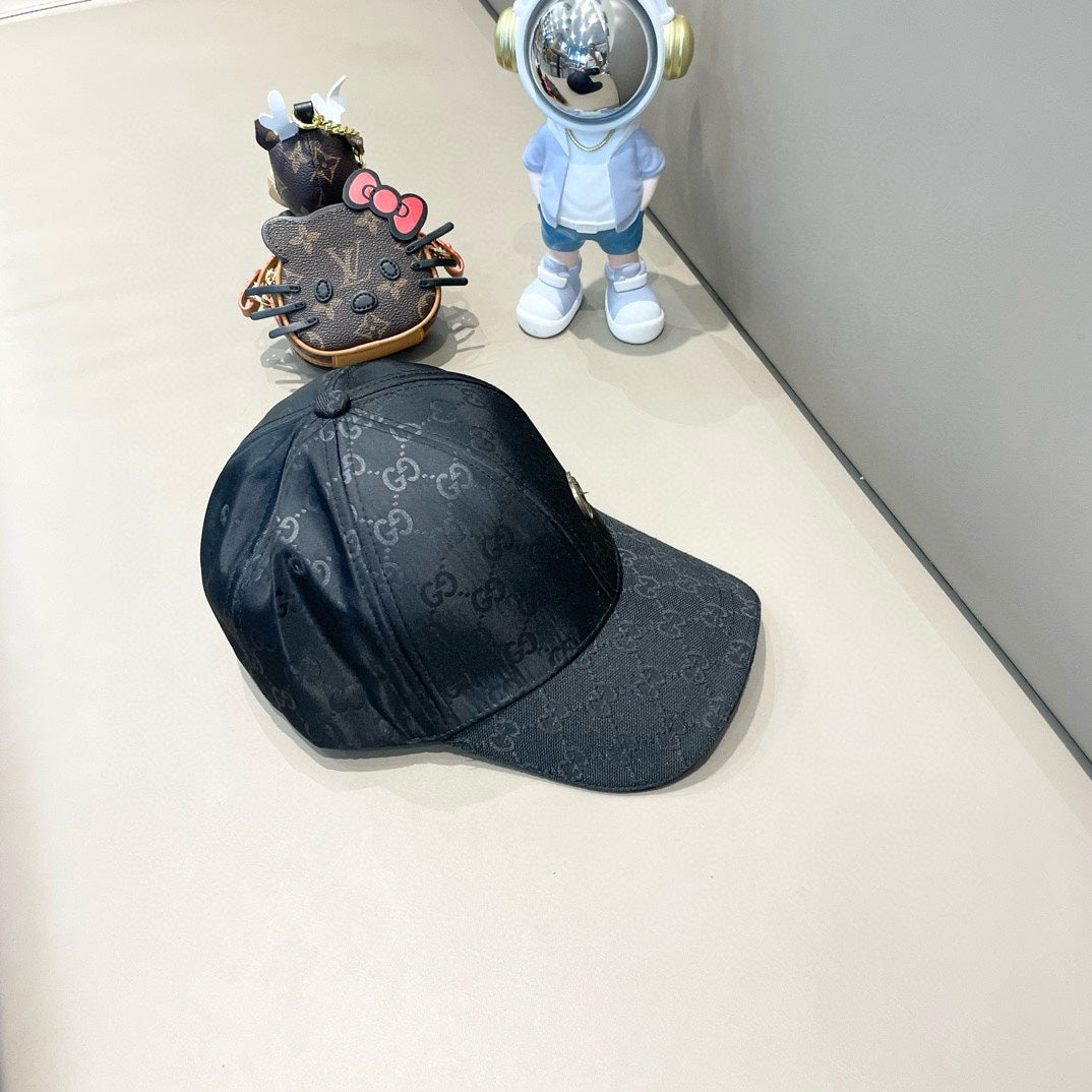 GUCCI 26S BASEBALL CAP STYLE 44