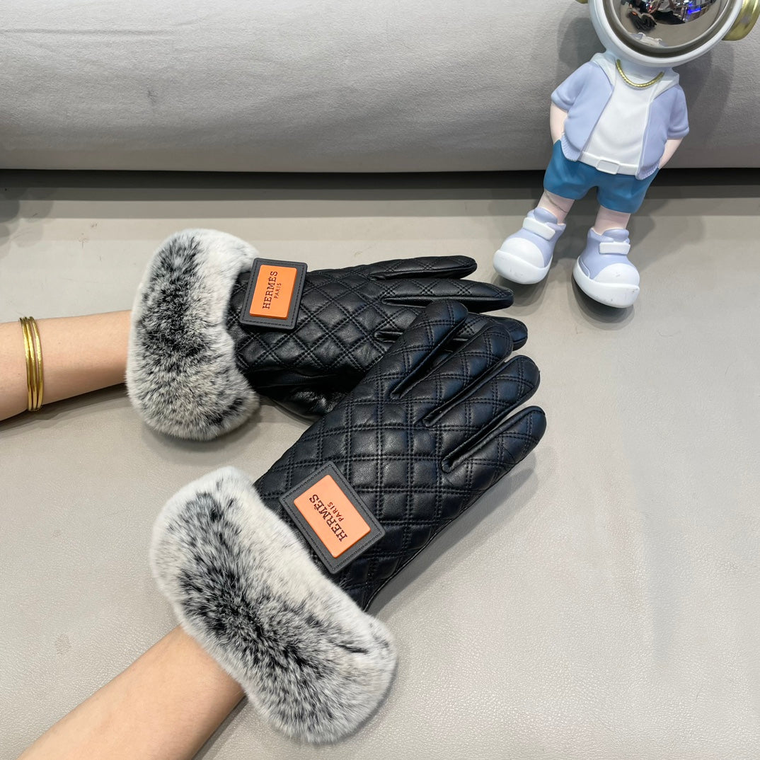 GLOVES IN BLACK DEERSKIN WITH RABBIT FUR LINING 427385