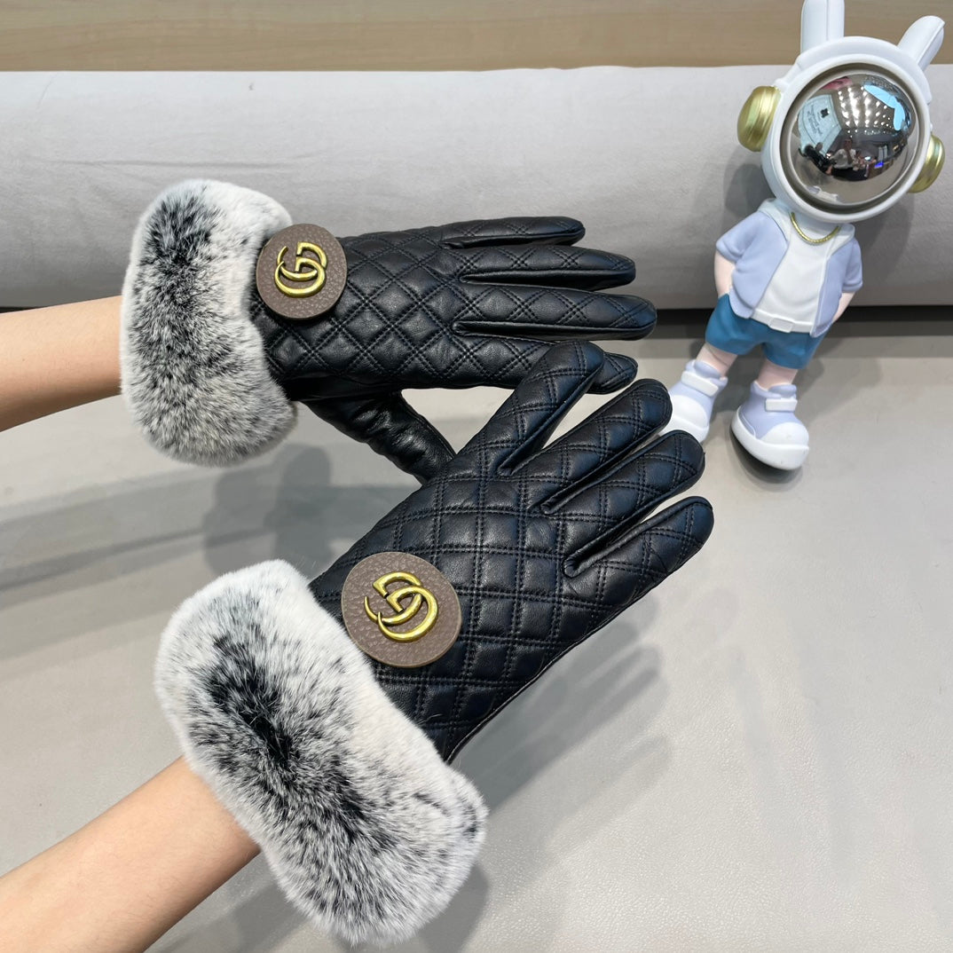 TOUCHSCREEN GLOVES IN BLACK LAMBSKIN AND RABBIT FUR 429210