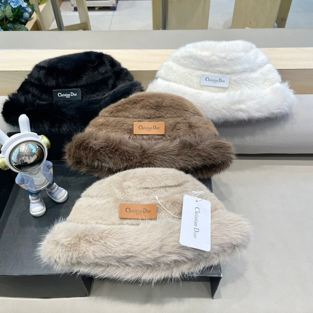 BUCKET HAT IN WHITE MINK FUR 433471