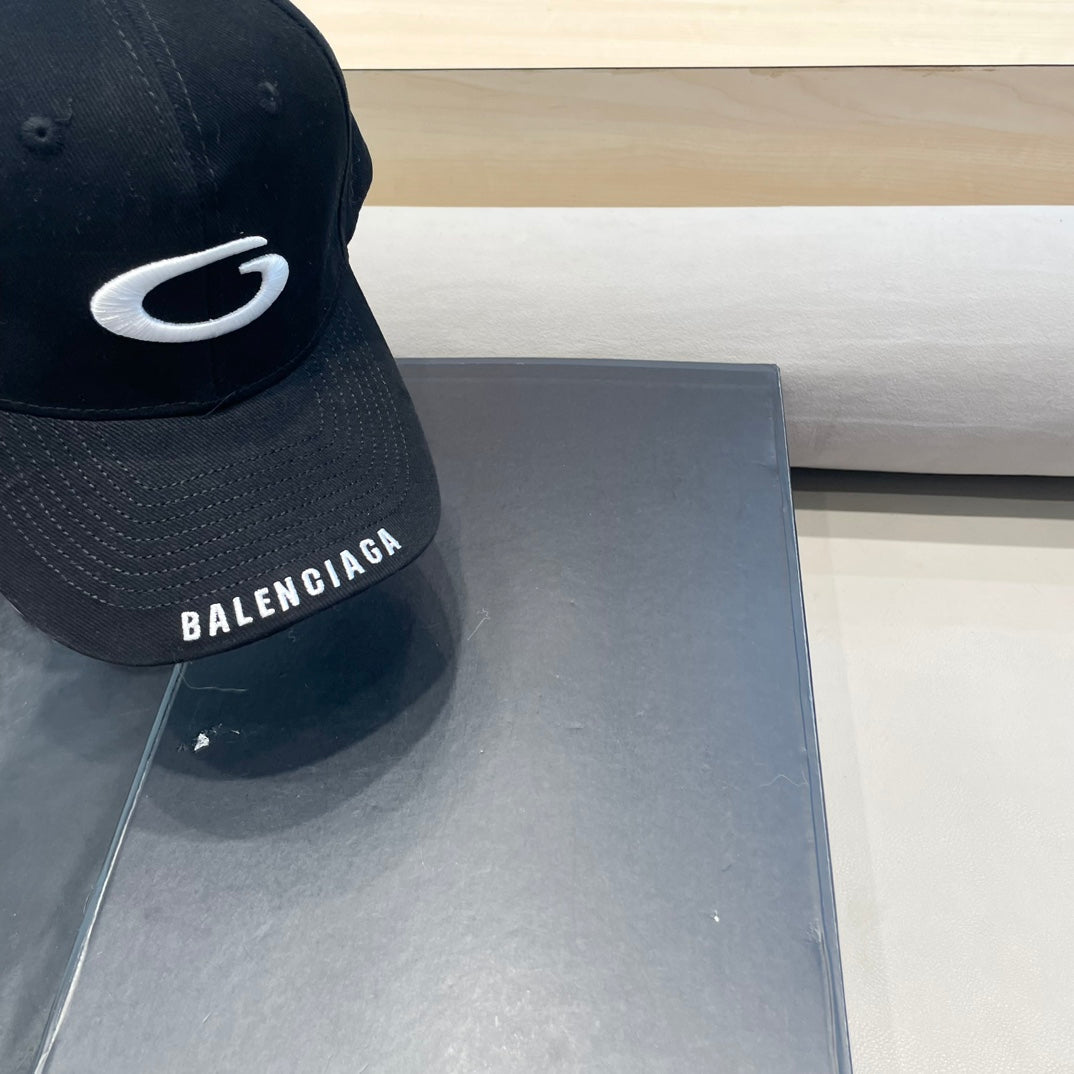 BALENCIAGA 26S BASEBALL CAP STYLE 66