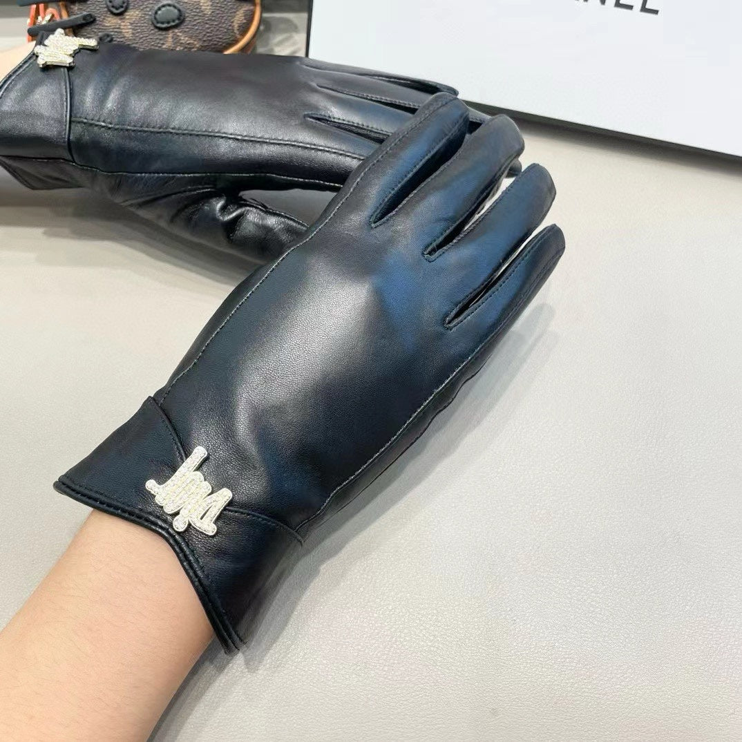 GLOVES IN BLACK LAMBSKIN AND FLEECE LINING 456278