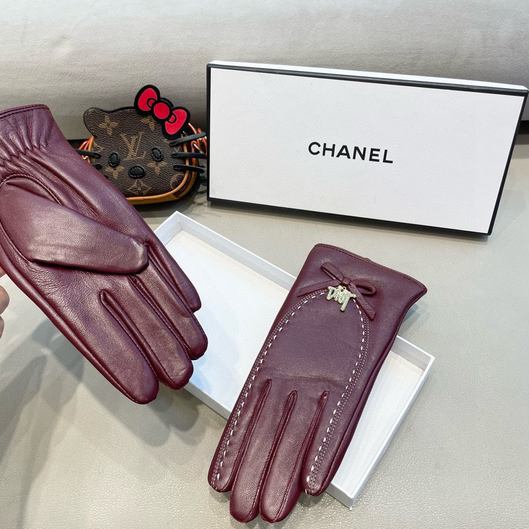GLOVES ATTACHED BOW IN BURGUNDY RED LAMBSKIN 458529