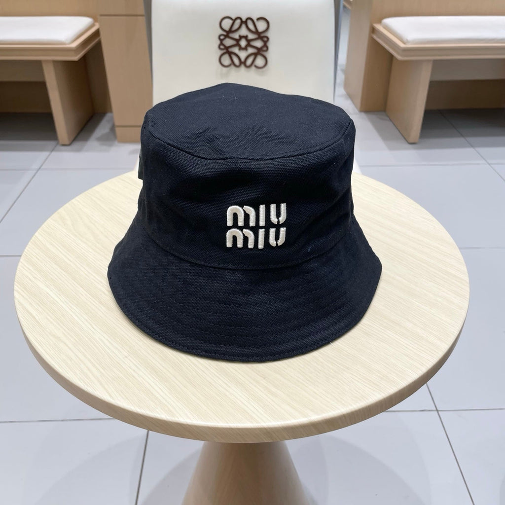 MIUMIU REVERSIBLE BUCKET HAT STYLE 79
