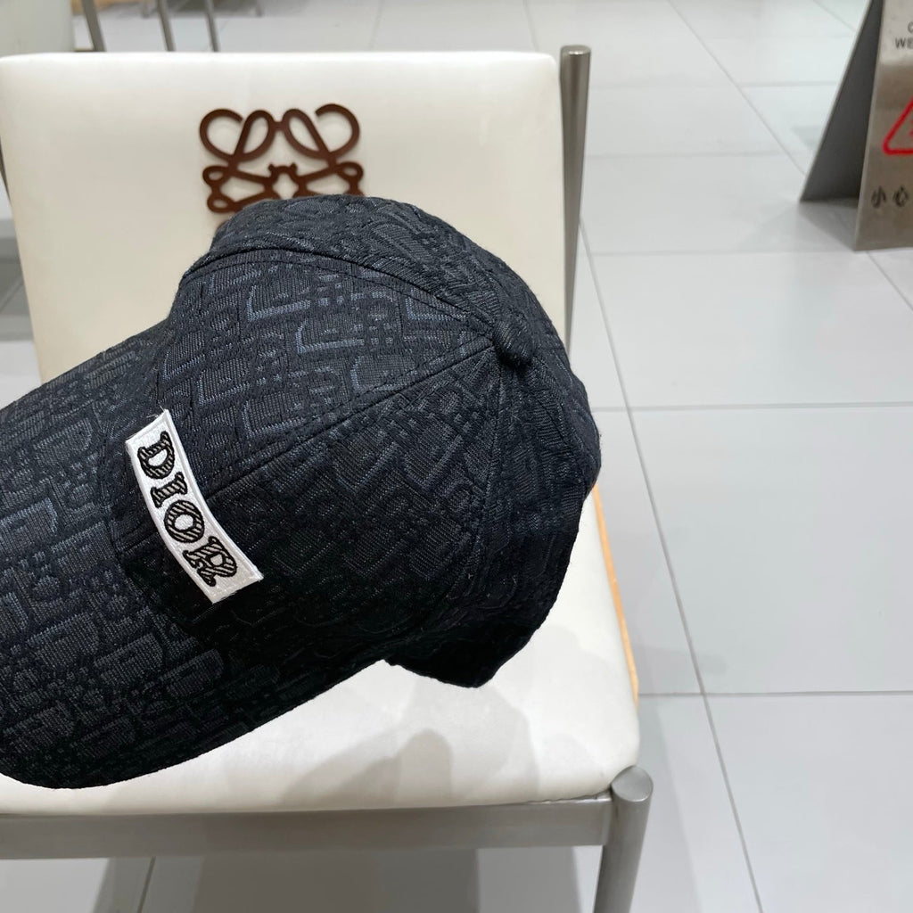 DIOR 26S EMBROIDERED BASEBALL CAP STYLE 16