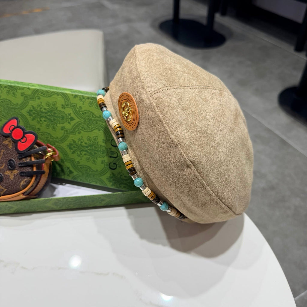 GUCCI 26S SUEDE BERET STYLE 83
