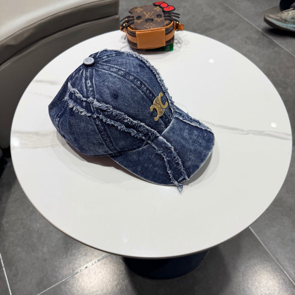 CELINE 26S BASEBALL CAP STYLE 84