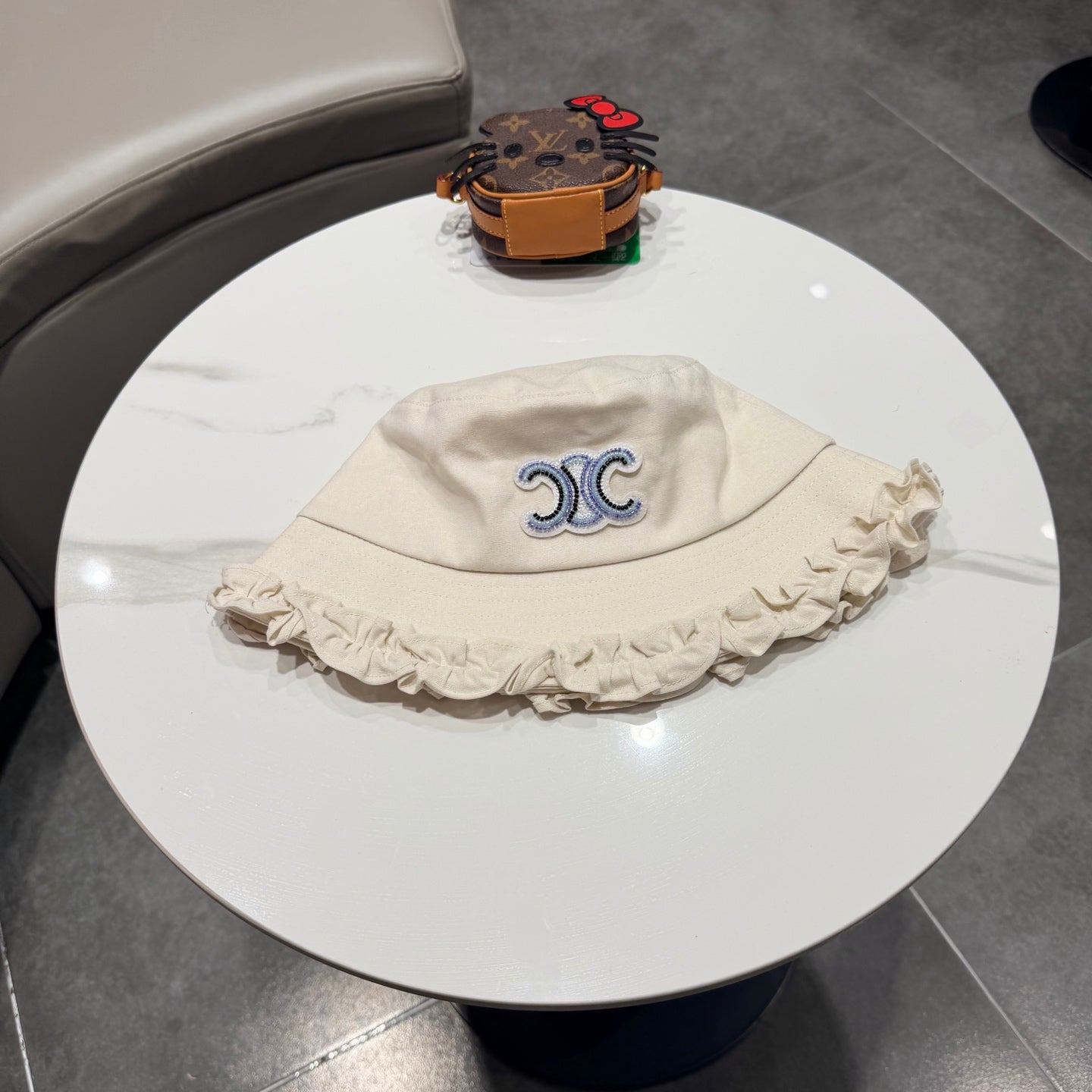 CELINE 26S CELINE RUFFLED BUCKET HAT STYLE 12