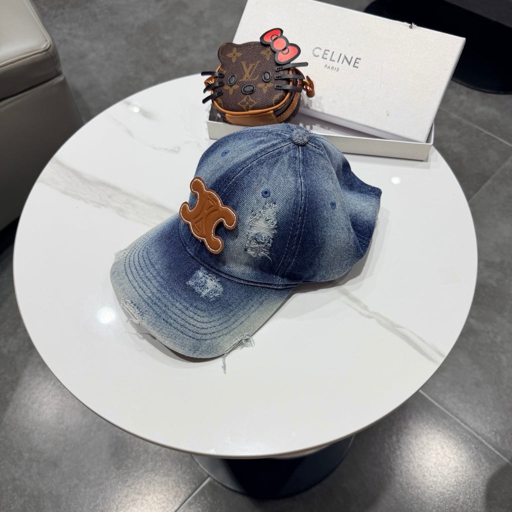CELINE 26S BASEBALL CAP STYLE 80
