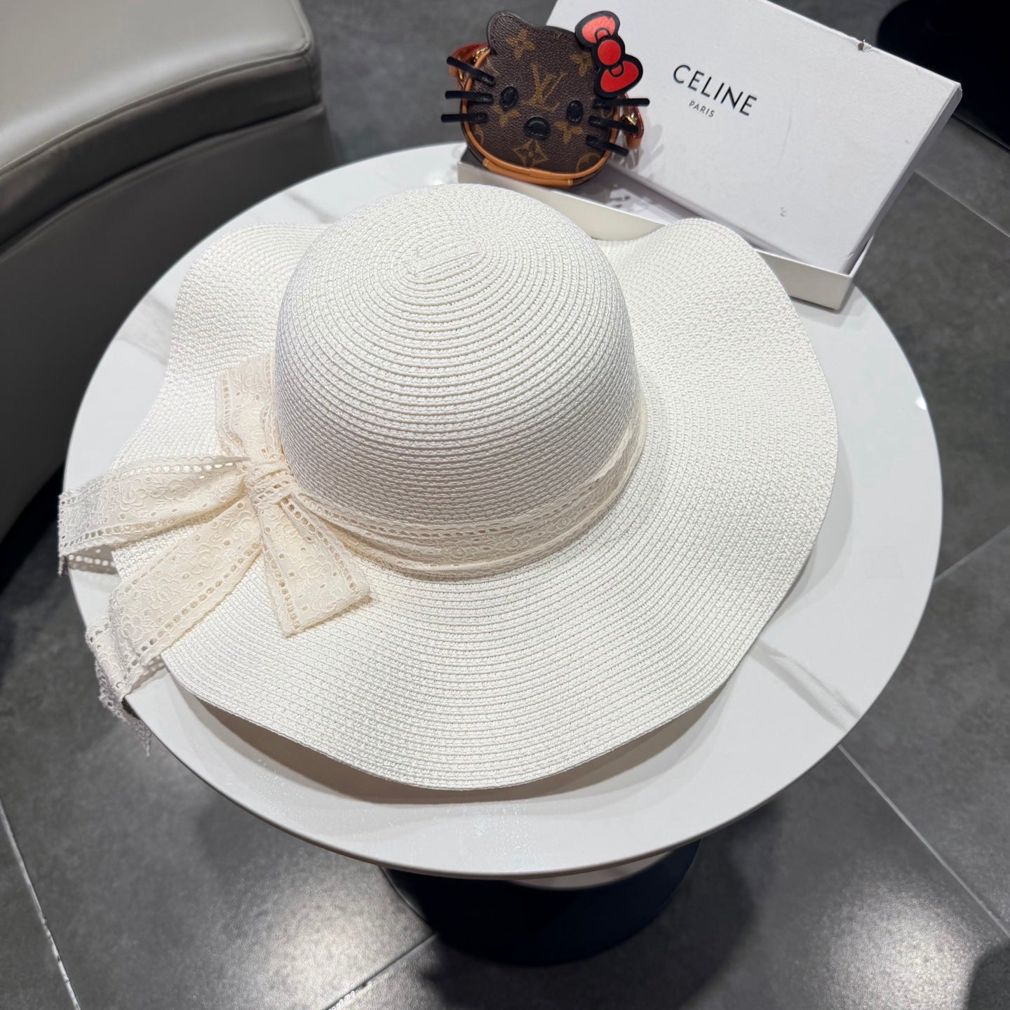 CELINE 26S STRAW WIDE BRIM HAT STYLE 75