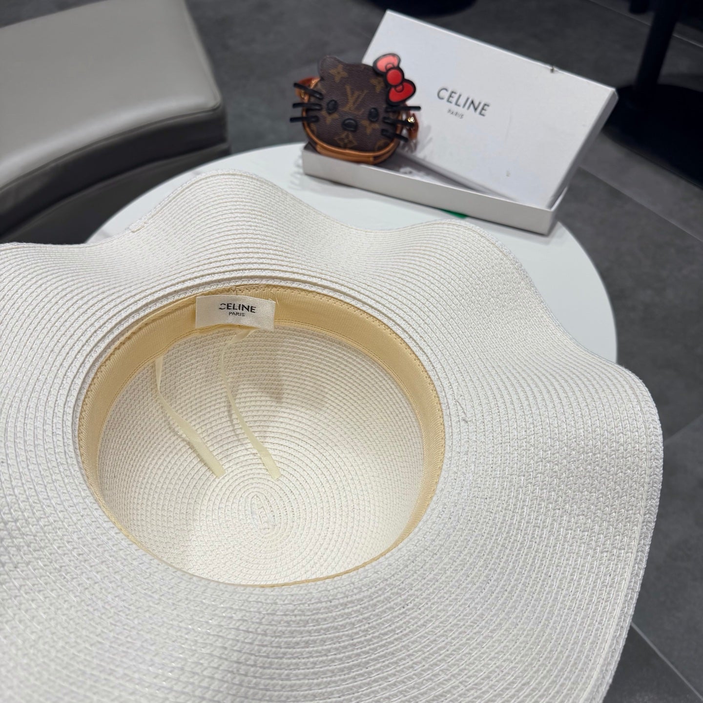 CELINE 26S STRAW WIDE BRIM HAT STYLE 75