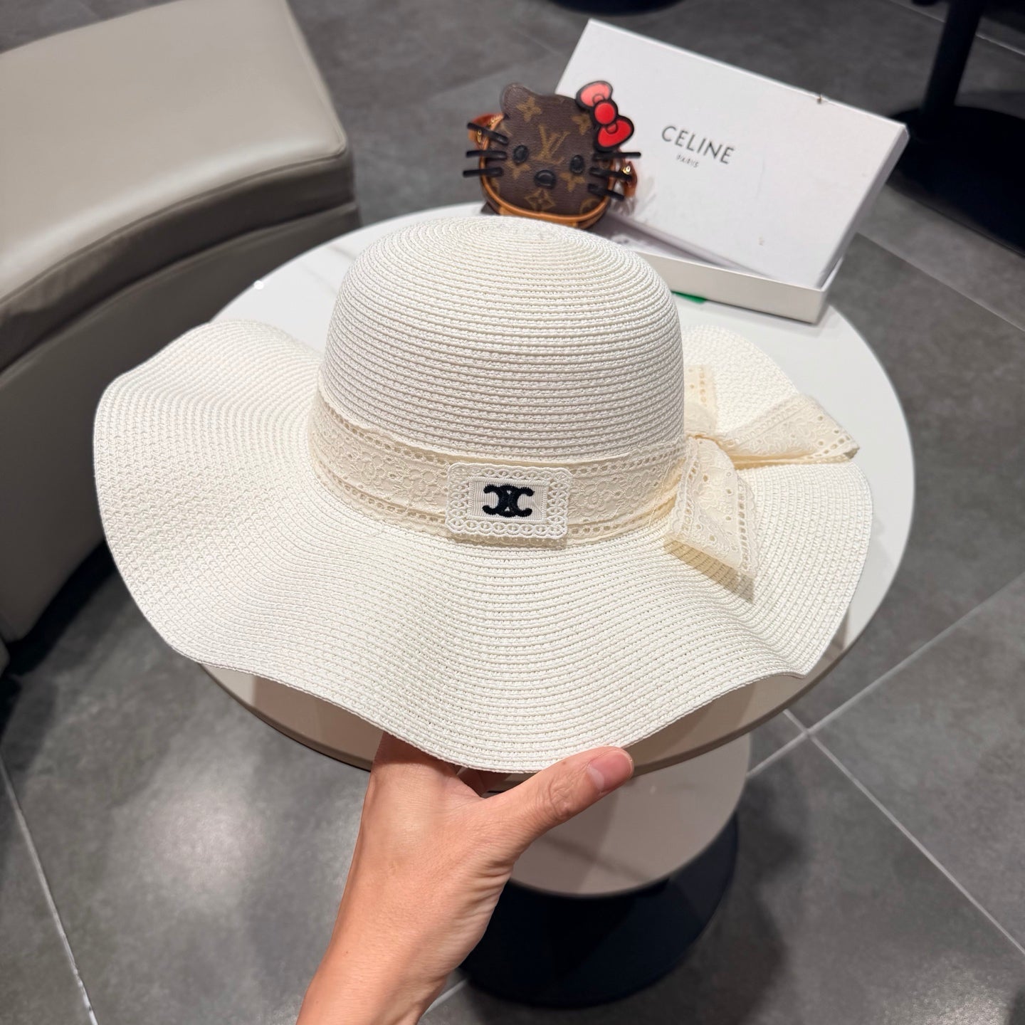 CELINE 26S STRAW WIDE BRIM HAT STYLE 75