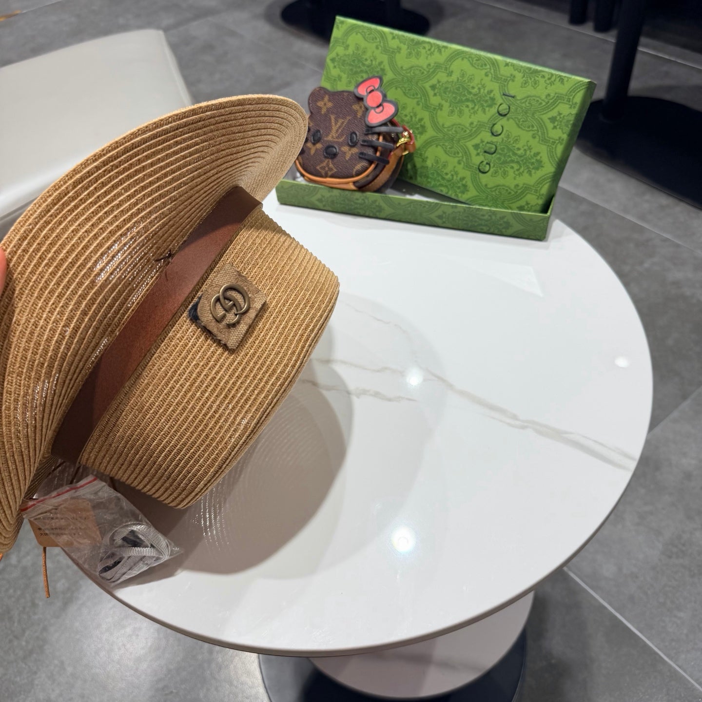 GUCCI 26S FLAT BRIM STRAW HAT WITH BOW STYLE 15