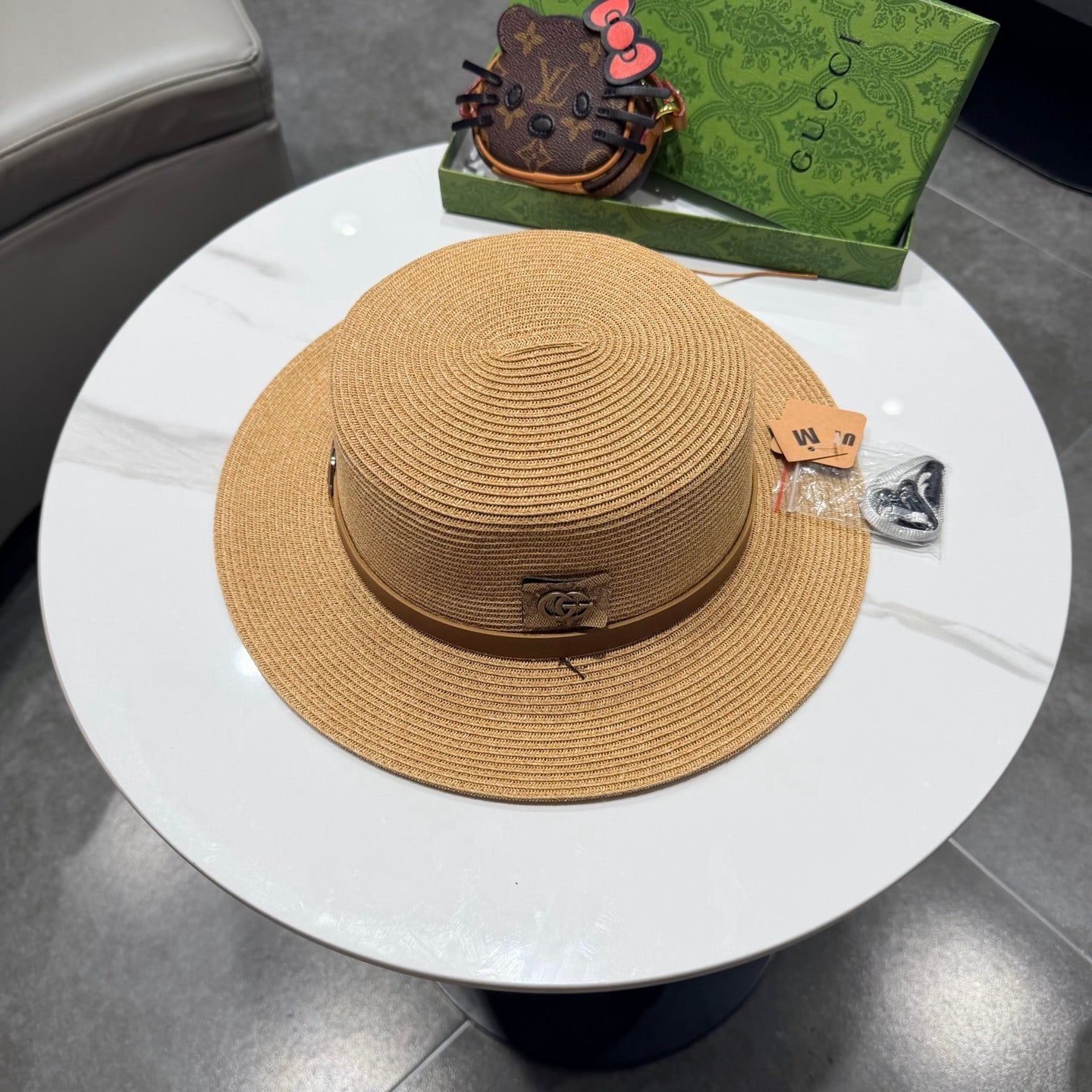 GUCCI 26S FLAT BRIM STRAW HAT WITH BOW STYLE 15