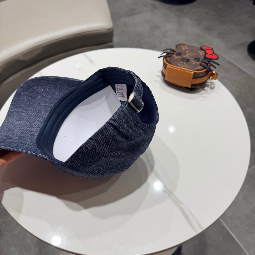 BALENCIAGA 26S BASEBALL CAP STYLE 30
