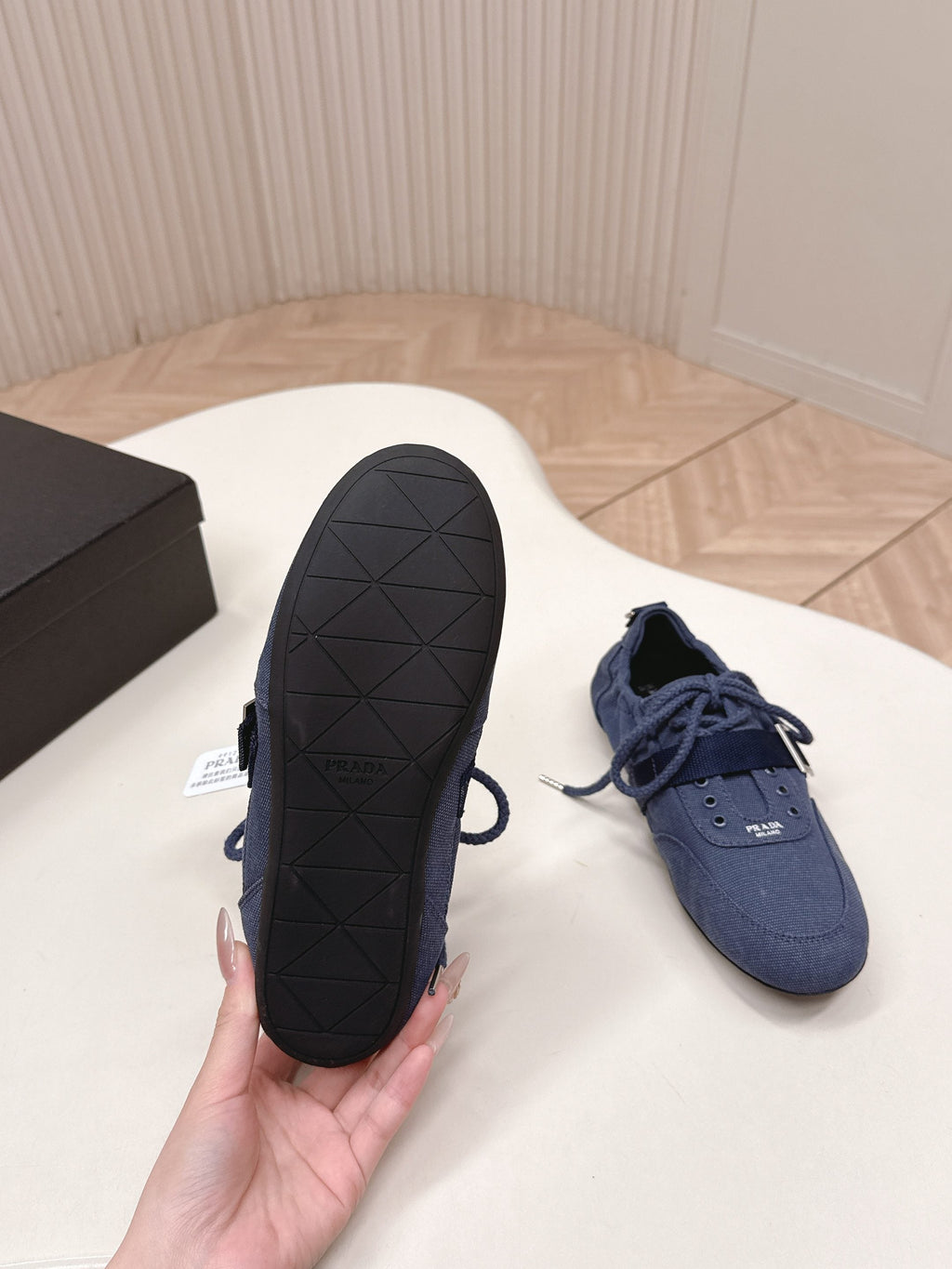 PRADA 26S LACE UP MINIMAL SNEAKERS IN NAVY BLUE CANVAS
