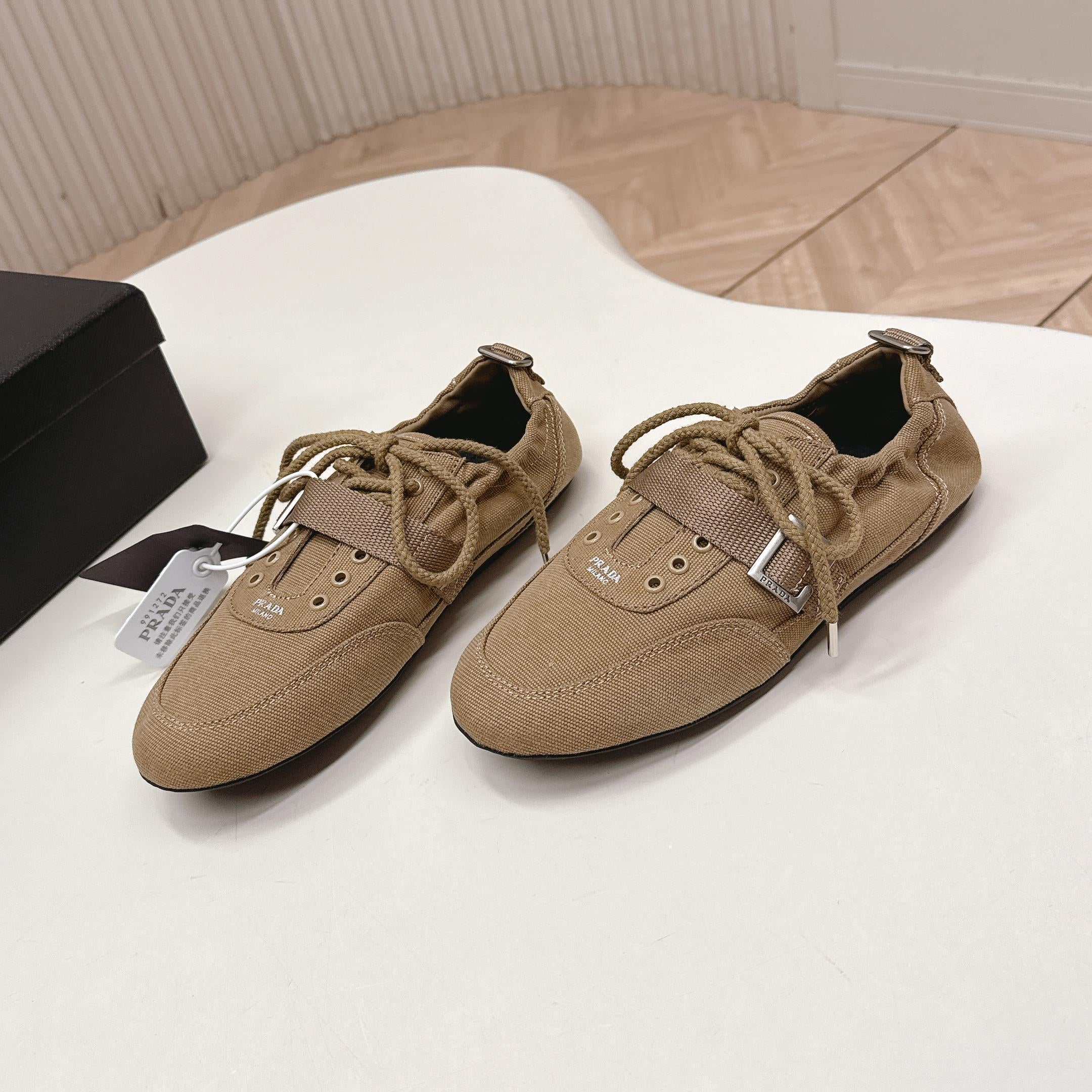 PRADA 26S LACE UP MINIMAL SNEAKERS IN BROWN CANVAS